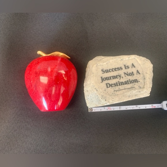 Paper Weights, Apple & Rock Decor, Preloved - Picture 1 of 6